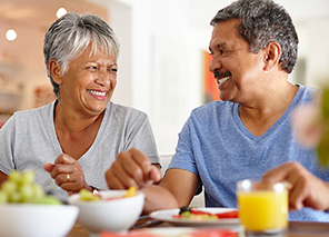 couple eating in deli